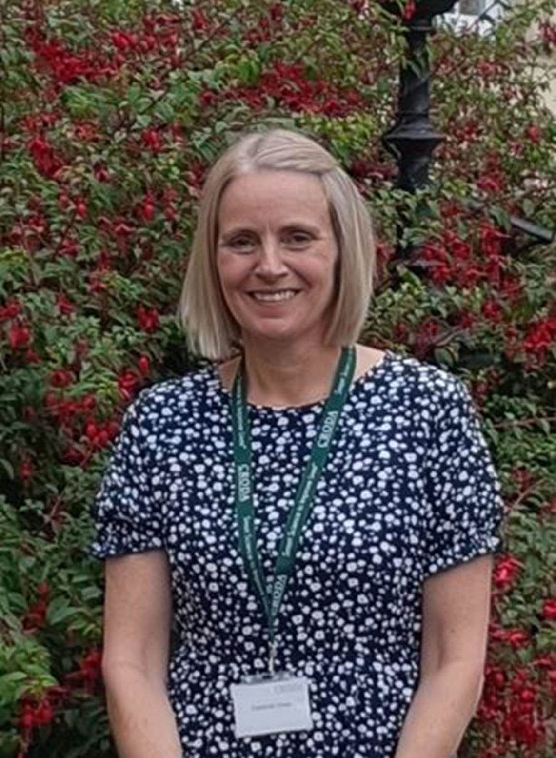 Catherine Dines Headshot