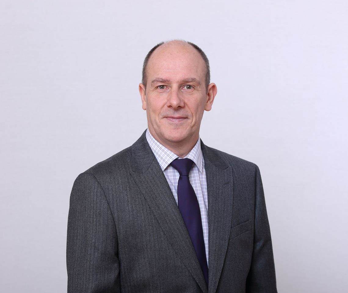 Stuart Arnott resized for website