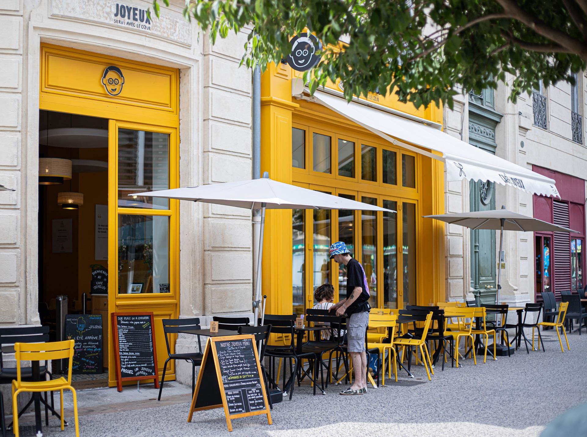 Café Joyeux exterior